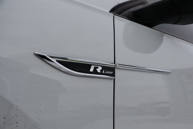 2021 Volkswagen Passat 2.0T R-Line