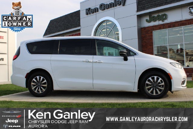 2024 Chrysler Pacifica PHEV
