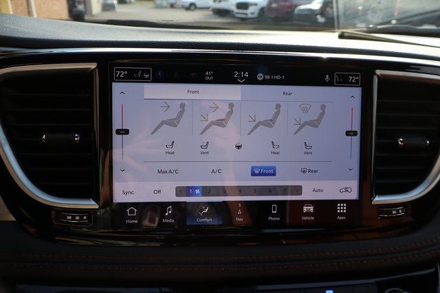 2026 Chrysler Pacifica Pinnacle