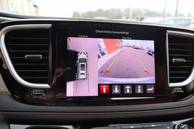 2026 Chrysler Pacifica Pinnacle