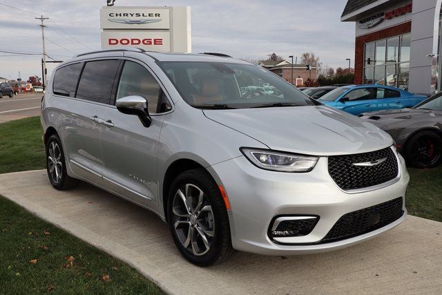 2026 Chrysler Pacifica Pinnacle