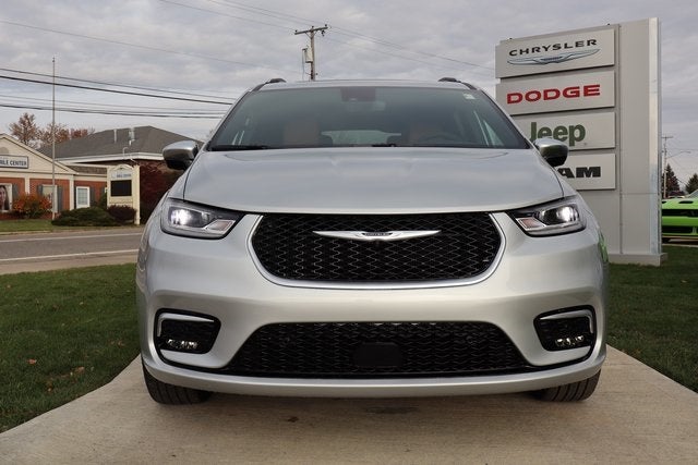 2026 Chrysler Pacifica Pinnacle