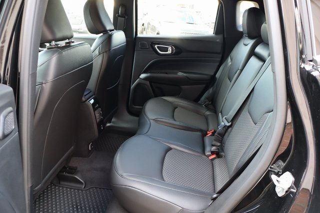 2025 Jeep Compass Altitude