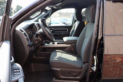 2025 RAM 2500 Big Horn Sport