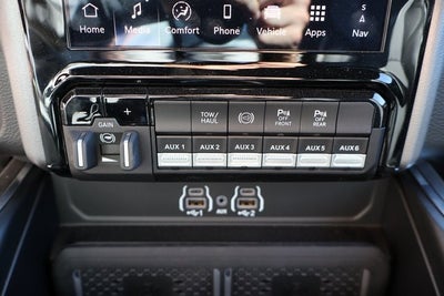 2025 RAM 2500 Laramie Night Edition