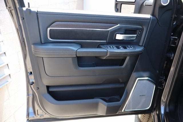2025 RAM 2500 Laramie Night Edition Long Box