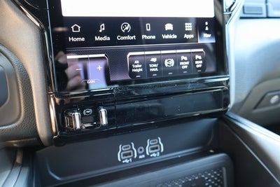 2025 RAM 2500 Laramie Night Edition Long Box