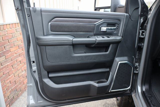 2026 RAM 2500 Laramie Night Edition Long Box