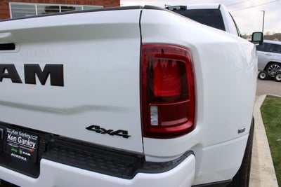 2026 RAM 3500 Laramie Night Edition Long Box