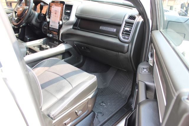 2026 RAM 3500 Laramie Night Edition Long Box