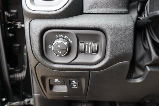 2026 RAM 1500 Big Horn Night Edition