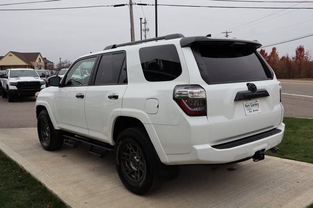 2021 Toyota 4Runner Venture