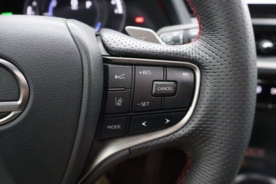 2024 Lexus UX 250h F SPORT Handling