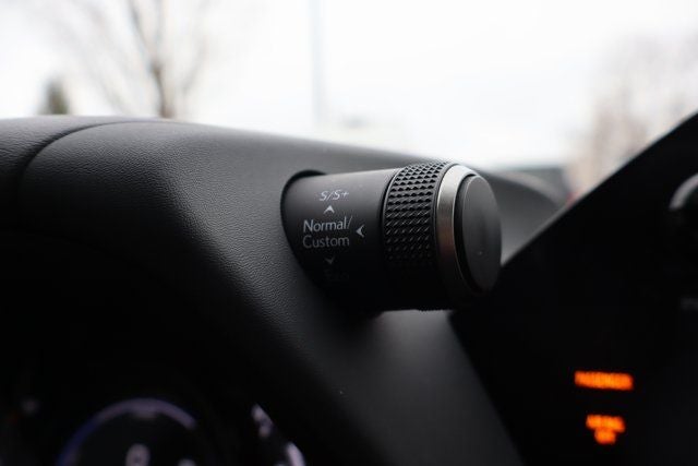 2024 Lexus UX 250h F SPORT Handling