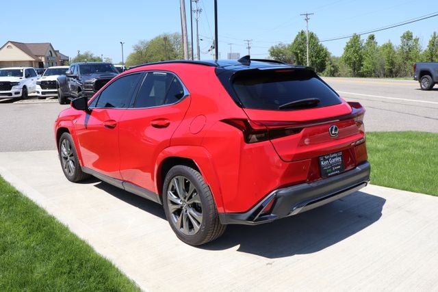 2024 Lexus UX 250h F SPORT Handling