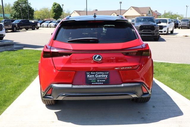 2024 Lexus UX 250h F SPORT Handling