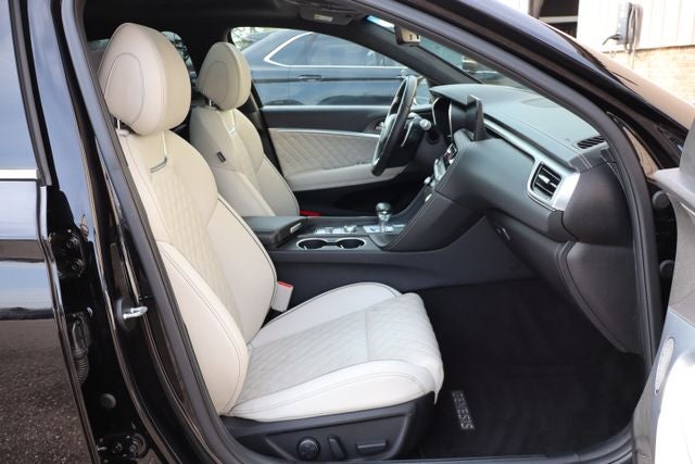 2024 Genesis G70 3.3T Sport Prestige