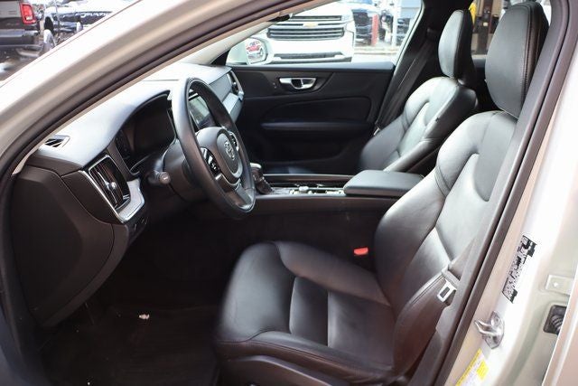 2021 Volvo V60 Cross Country T5