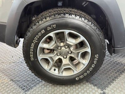 2022 Jeep Cherokee Trailhawk