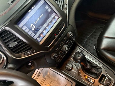 2022 Jeep Cherokee Trailhawk