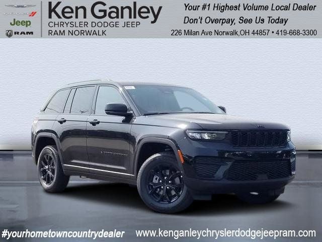 2025 Jeep Grand Cherokee Laredo
