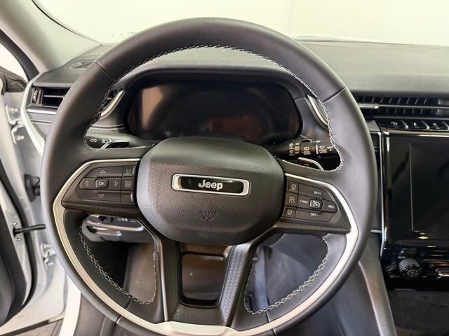 2023 Jeep Grand Cherokee Laredo X