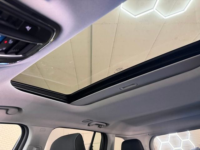 2023 Jeep Grand Cherokee Laredo X