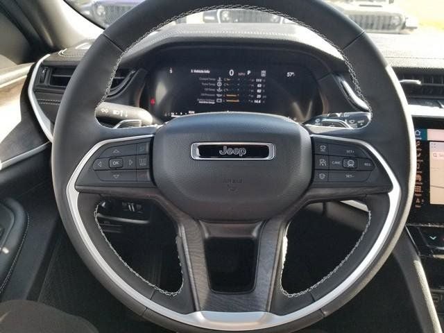 2026 Jeep Grand Cherokee Laredo Altitude