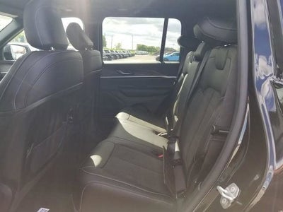 2026 Jeep Grand Cherokee Laredo Altitude