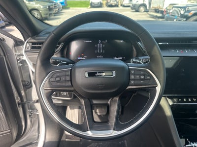2026 Jeep Grand Cherokee Laredo Altitude