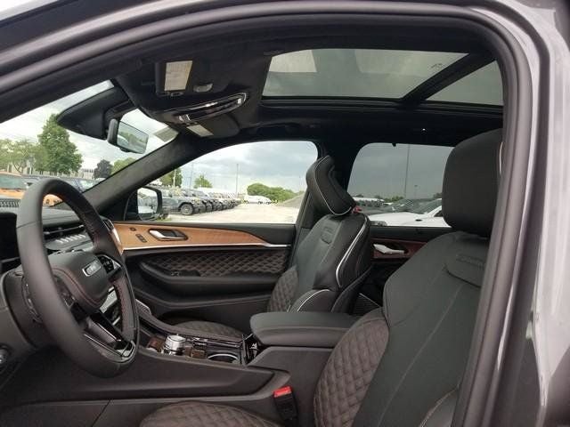 2026 Jeep Grand Cherokee Summit