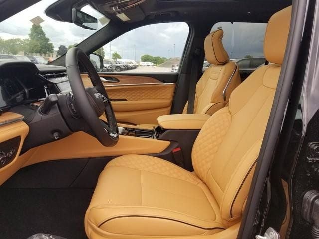 2026 Jeep Grand Cherokee Summit