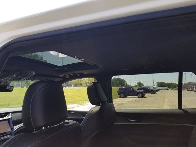2026 Jeep Grand Cherokee L Laredo Altitude