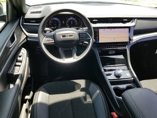 2026 Jeep Grand Cherokee L Laredo Altitude