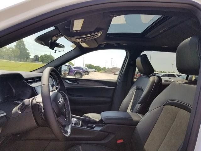 2026 Jeep Grand Cherokee L Laredo Altitude