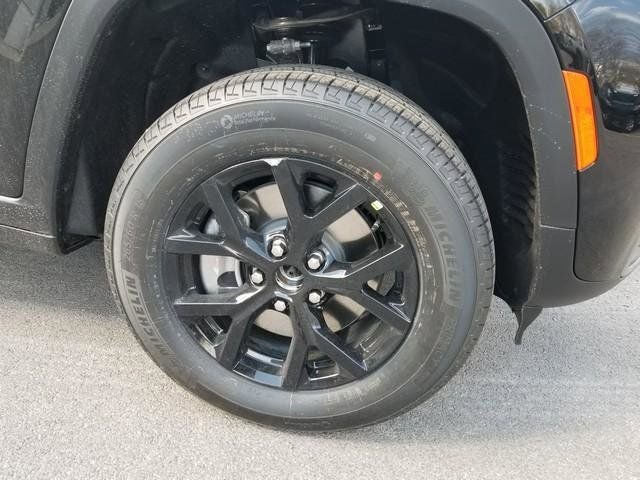 2026 Jeep Grand Cherokee L Laredo Altitude