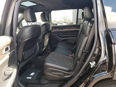 2026 Jeep Grand Cherokee L Laredo Altitude