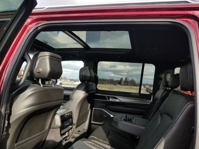 2025 Jeep Wagoneer L Base