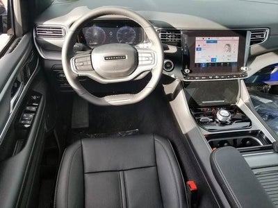 2025 Jeep Wagoneer L Base