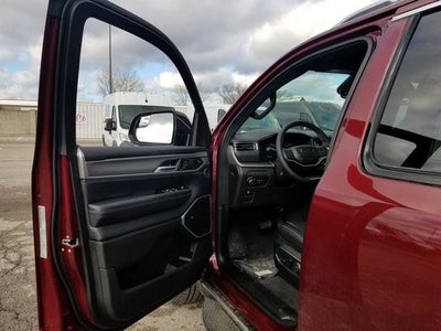 2025 Jeep Wagoneer L Base