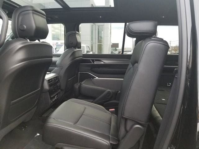 2025 Jeep Wagoneer Series II