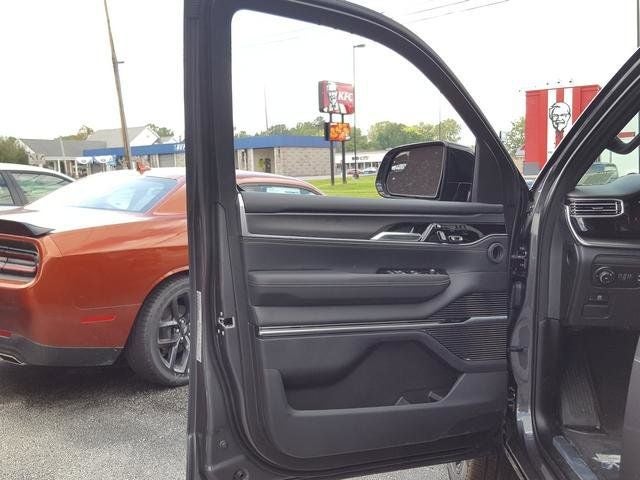 2023 Jeep Grand Wagoneer Series II