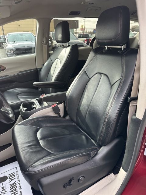 2017 Chrysler Pacifica Touring L