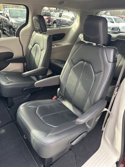 2017 Chrysler Pacifica Touring L