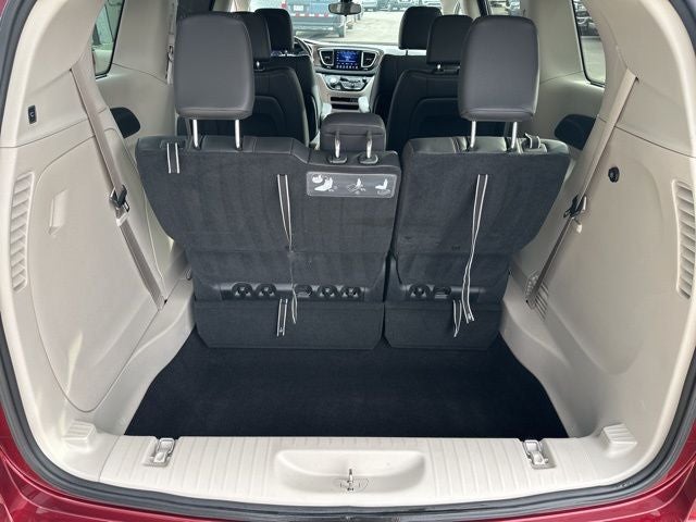 2017 Chrysler Pacifica Touring L