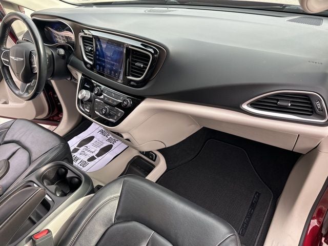 2017 Chrysler Pacifica Touring L