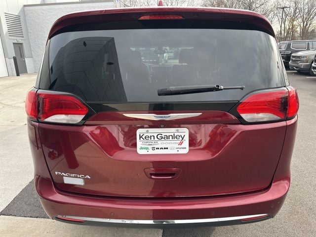 2017 Chrysler Pacifica Touring L