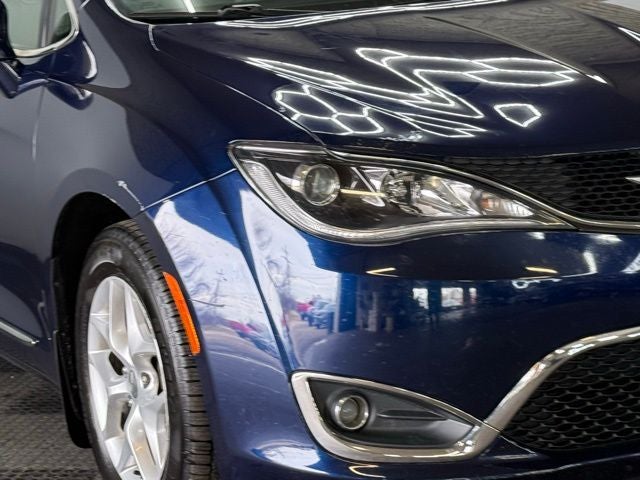 Used 2017 Chrysler Pacifica Touring-L with VIN 2C4RC1BG4HR598321 for sale in Brecksville, OH