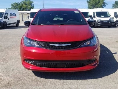 2026 Chrysler Voyager LX