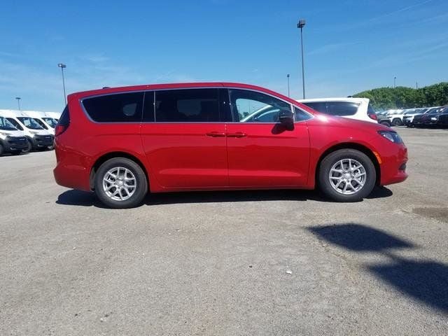 2026 Chrysler Voyager LX
